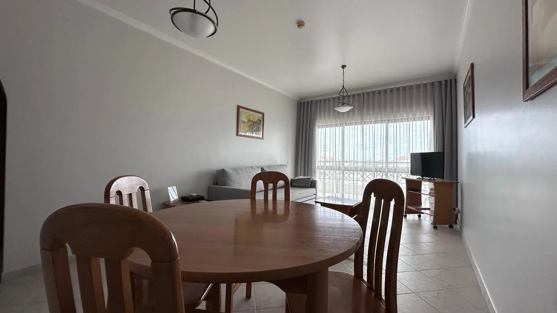 Sunset Haven In Albufeira - Short Walk To Oldtown Apartment