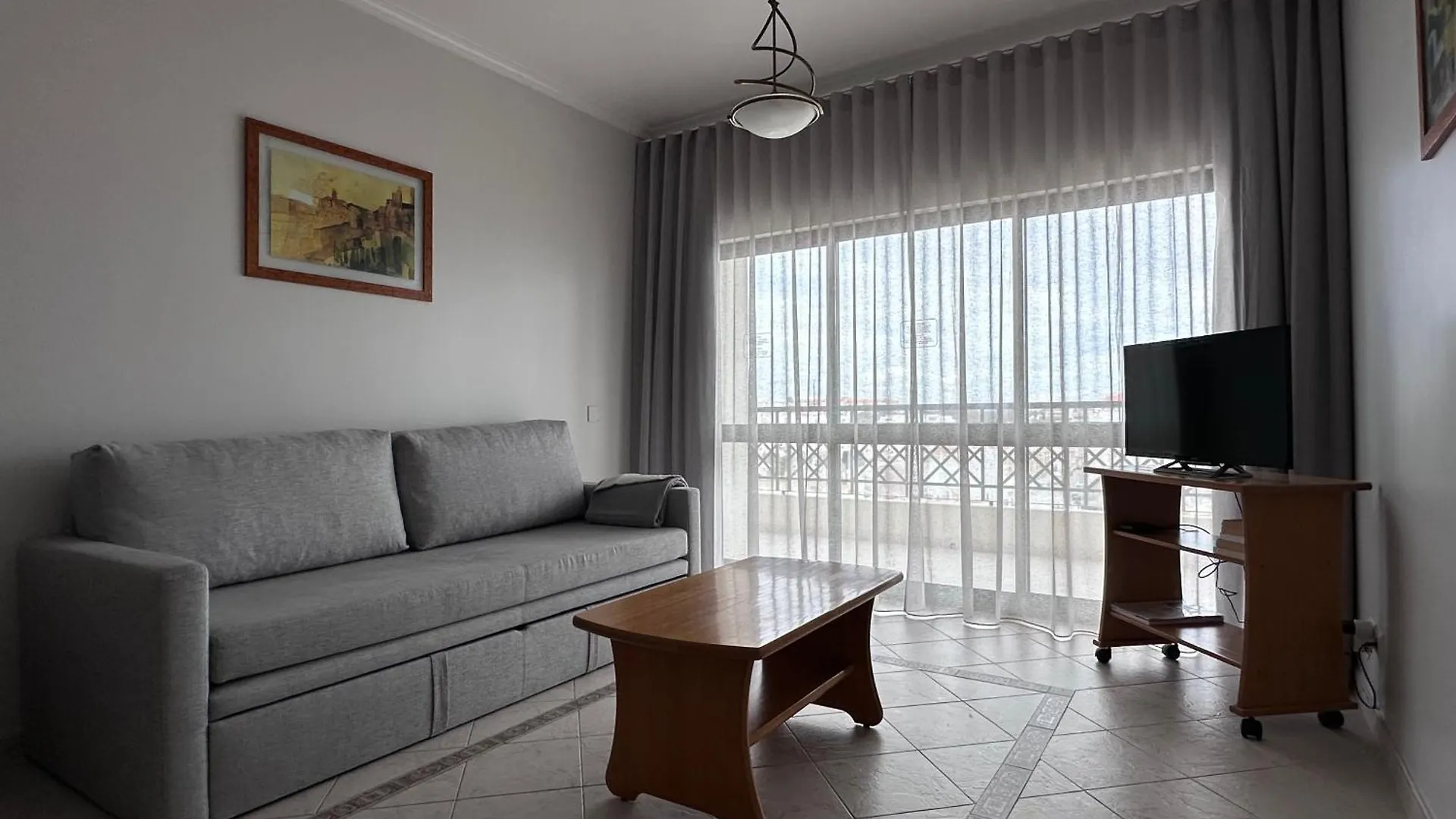 Sunset Haven In Albufeira - Short Walk To Oldtown Apartment